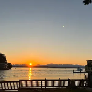 Apartment Waterfront Hidden Gem United States